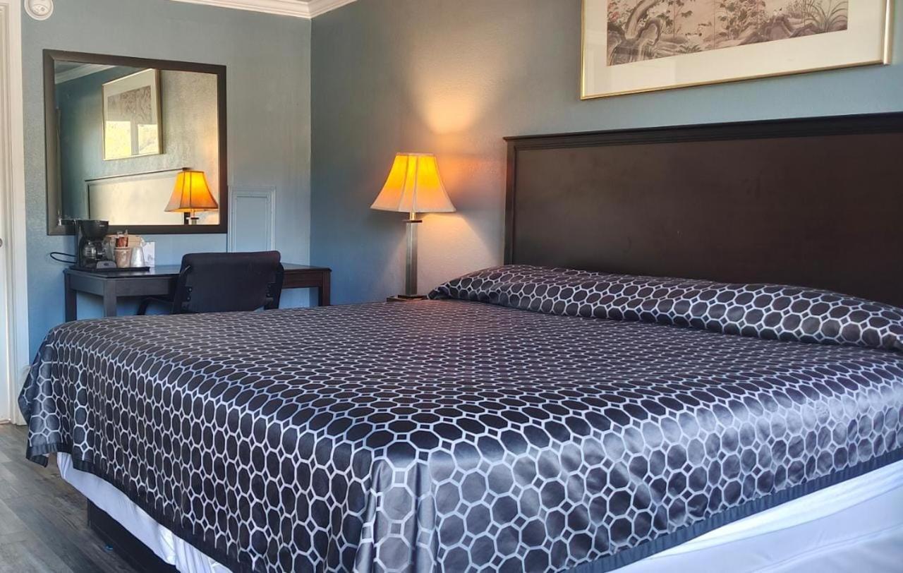 Lakeview Lodge Motel Bagian luar foto