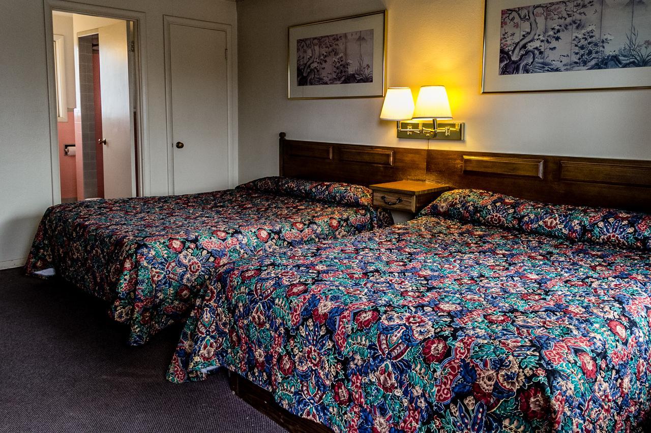 Lakeview Lodge Motel Bagian luar foto